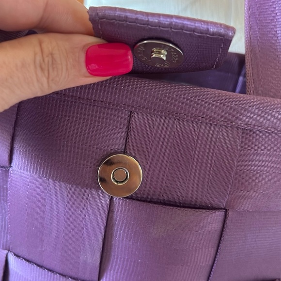Harvey’s Original seatbelt weave tote handbag purple footed heart lining - Picture 6 of 11